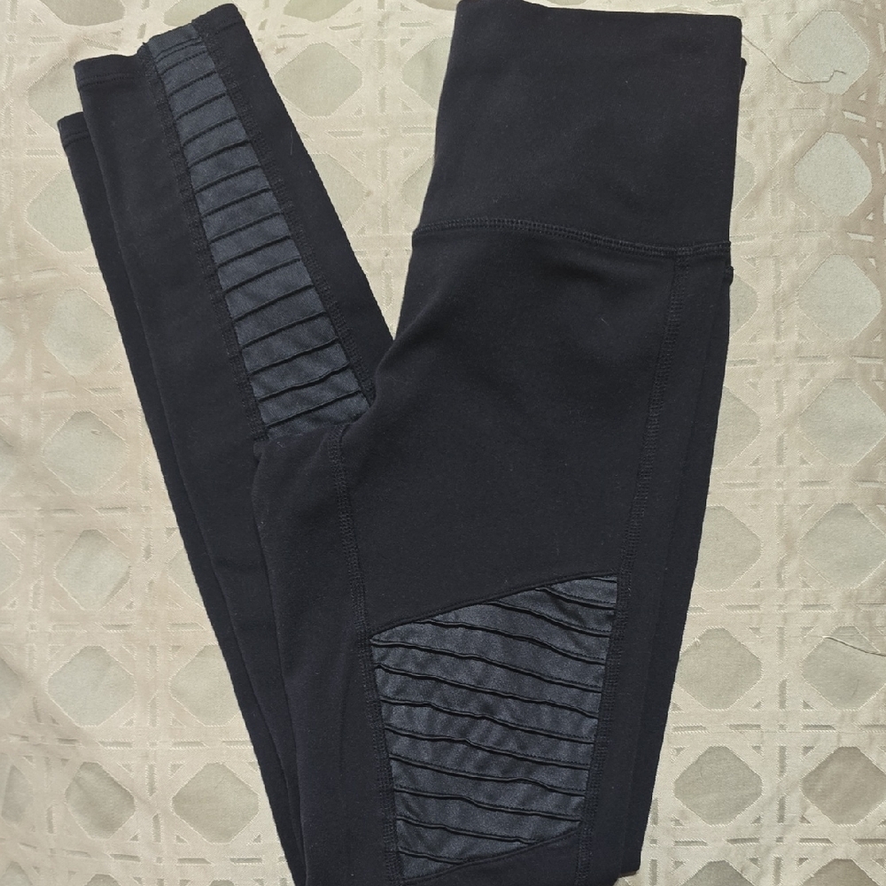 #199. ALO Yoga Black Leggings High Waisted Moto Gym Running Athleisure. - Picture 6 of 10